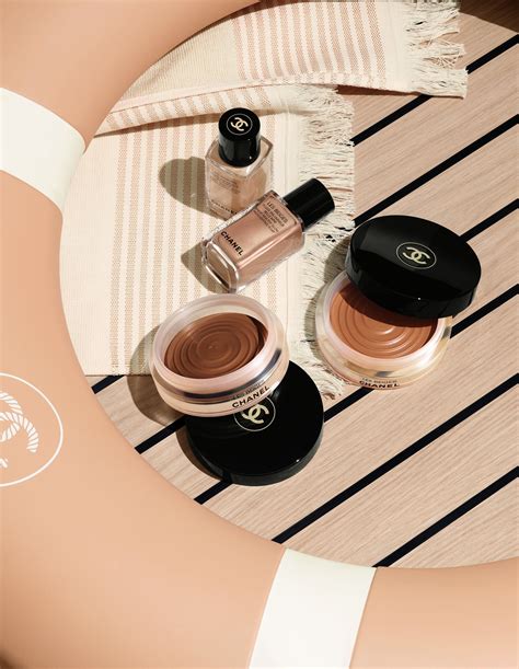 chanel's les beiges bronzer.